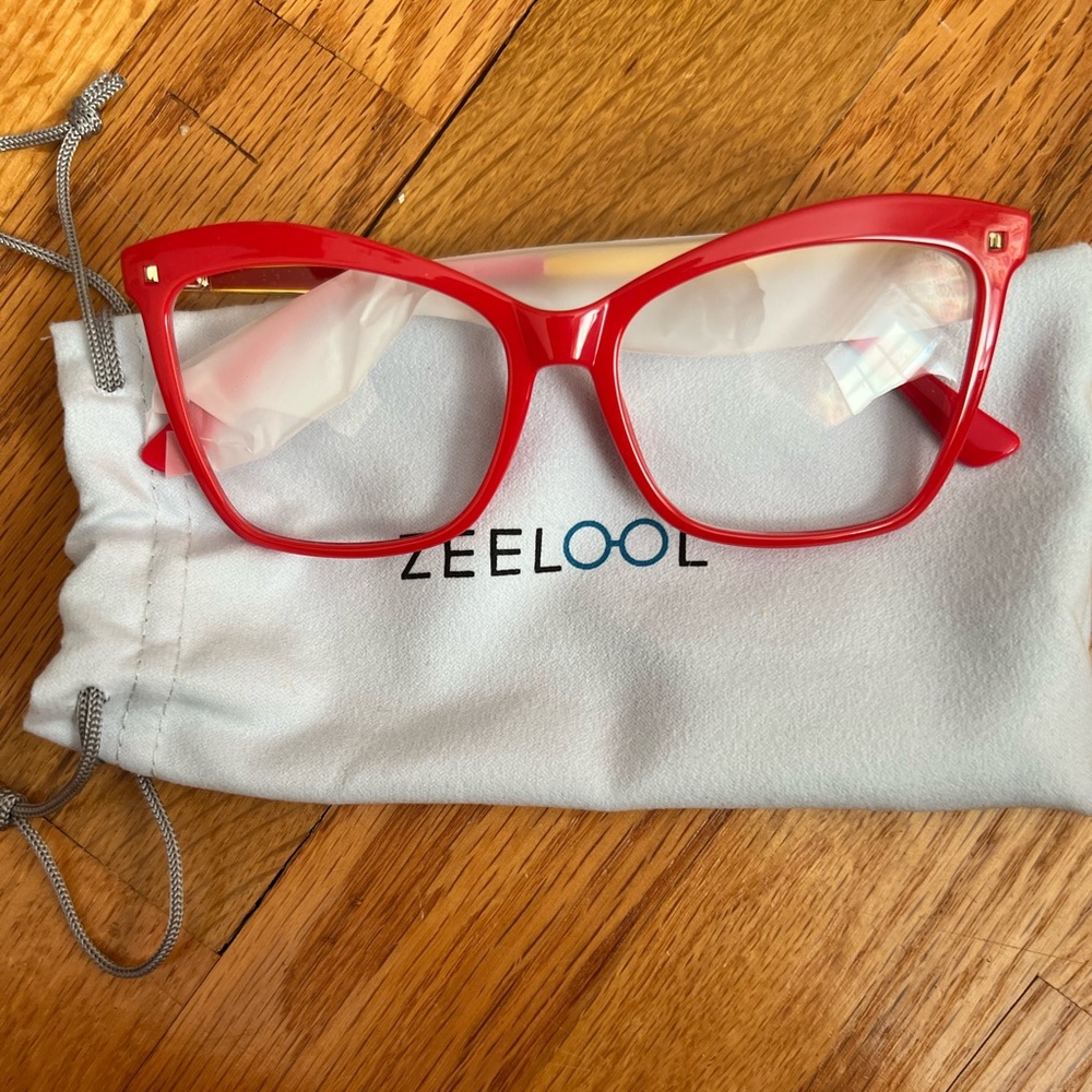 New. Zeelool Glasses-Isaebella. Non prescription. Red